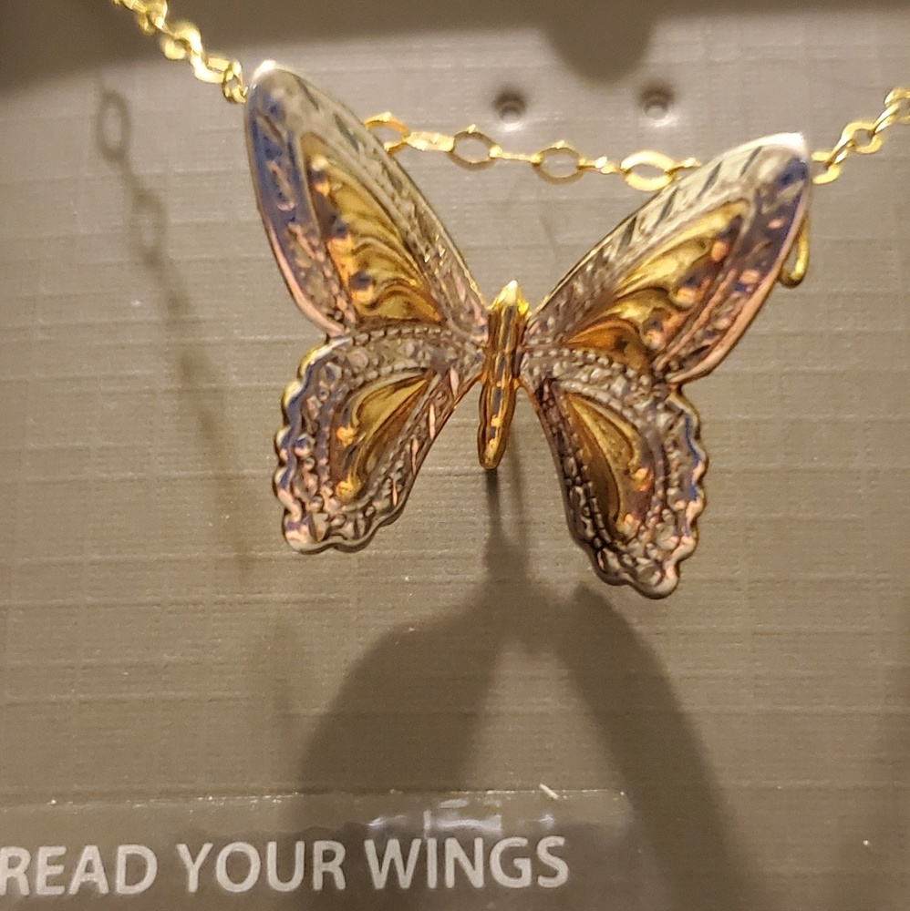 ⚡⚡Clearance⚡⚡10 kt gold filled Butterfly